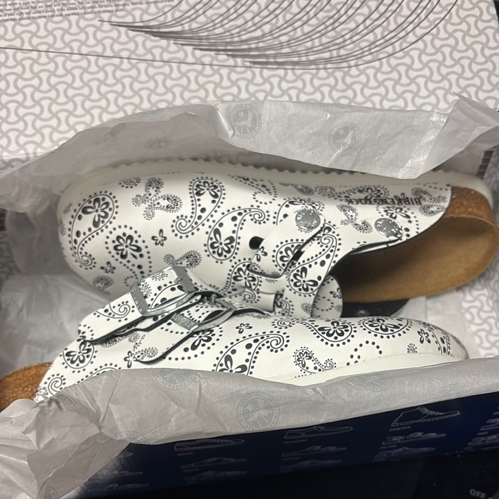 Birkenstock Monochrome Paisley Clogs - Picture 7 of 7